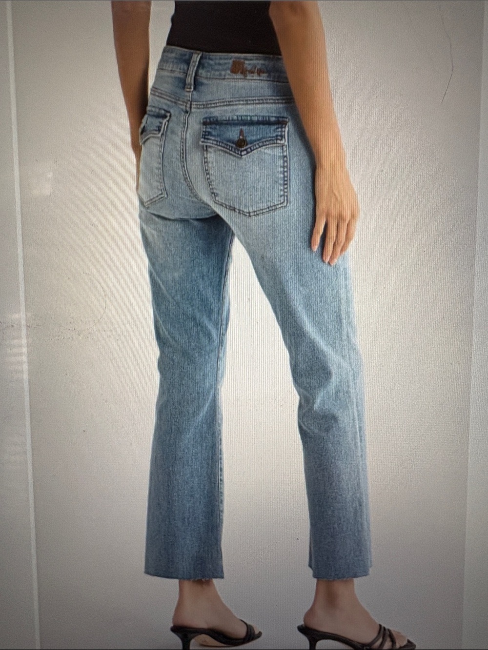 Kut from the Kloth Nikki Mid-Rise Raw Hem Ankle Flare Jeans - Light Blue
